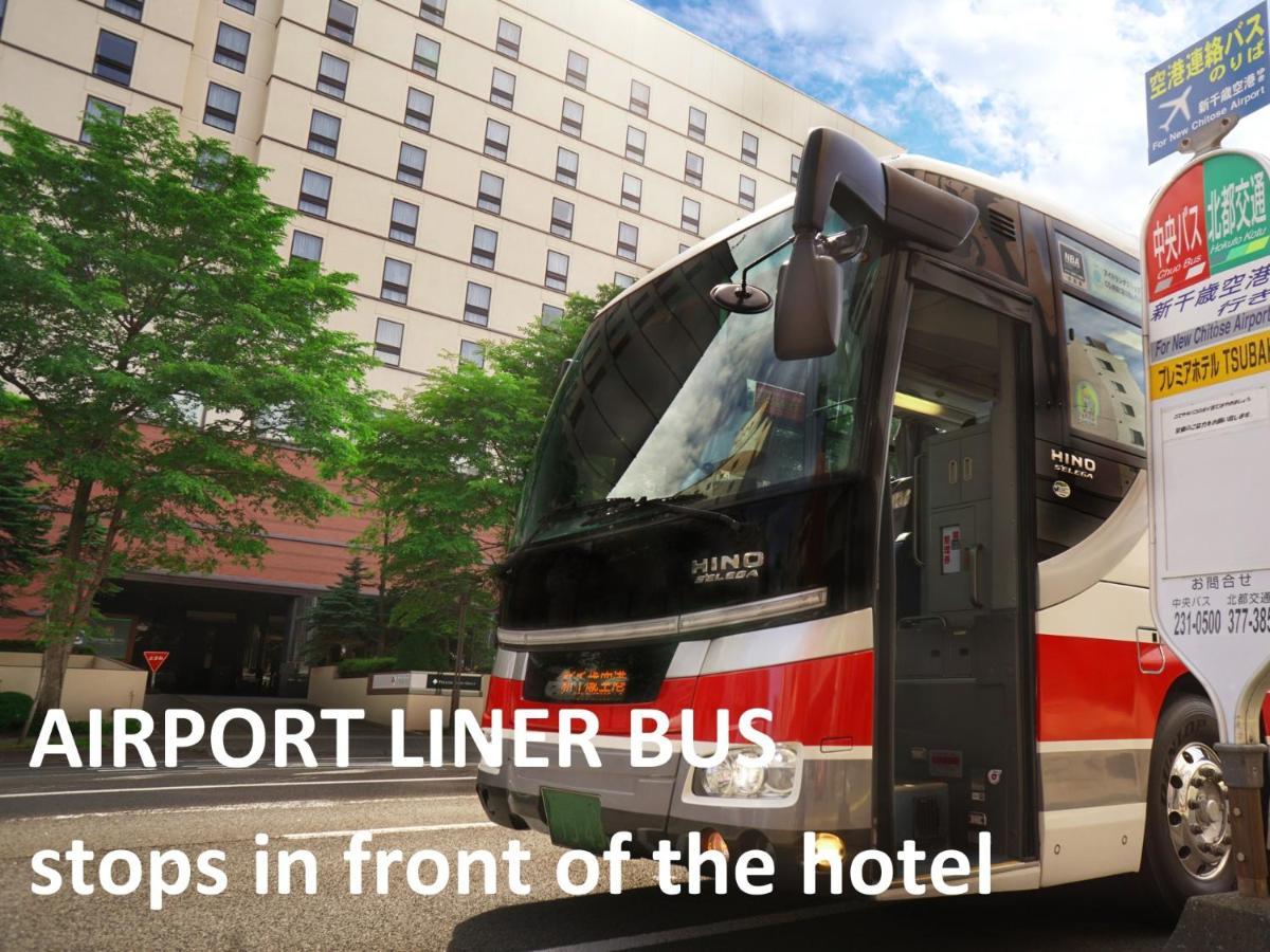 Premier Hotel -Tsubaki- Sapporo Eksteriør bilde Port Liner Bus stops in front of the hotel