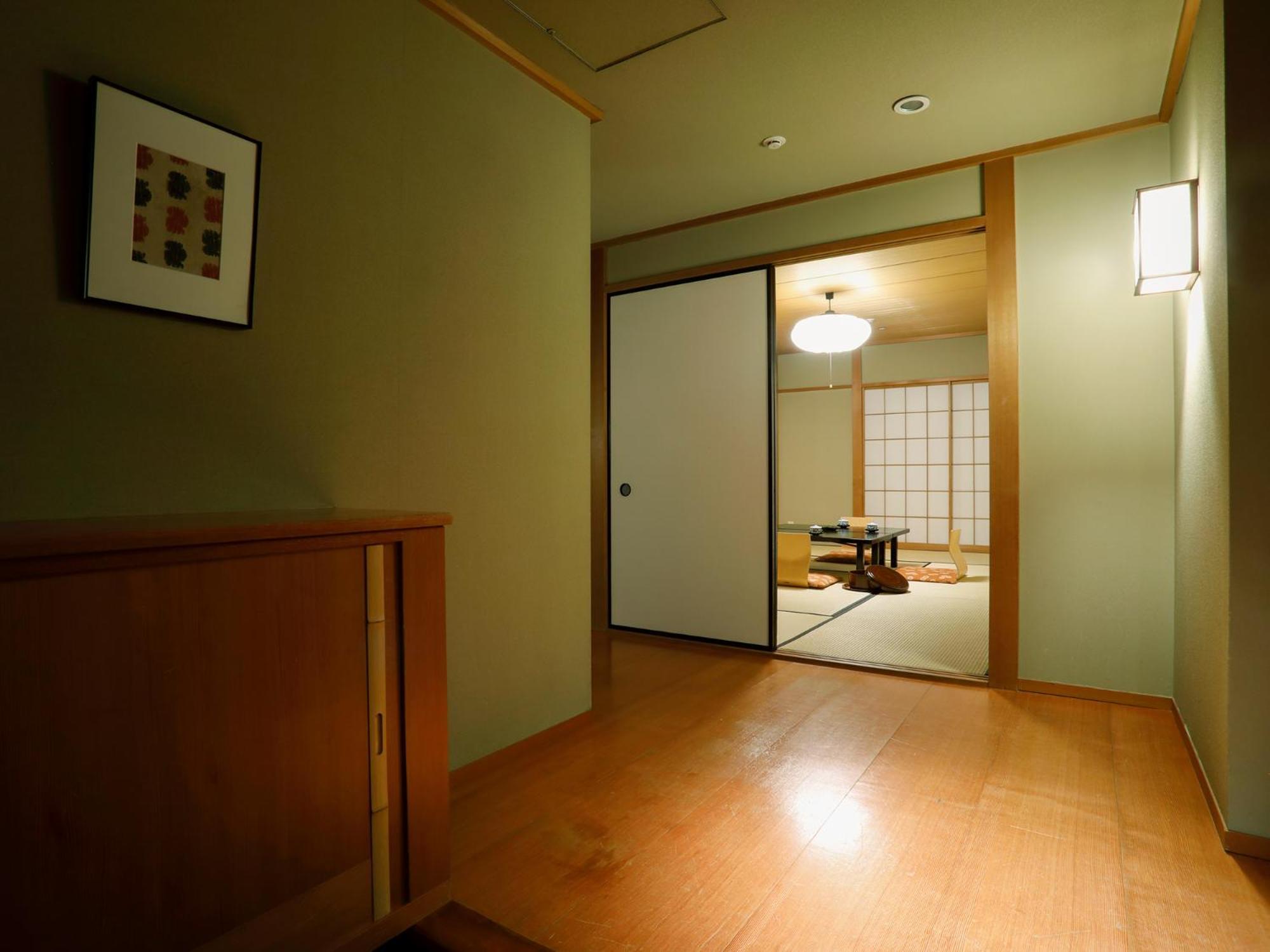 Premier Hotel -Tsubaki- Sapporo Rom bilde A sliding door in a Japanese house