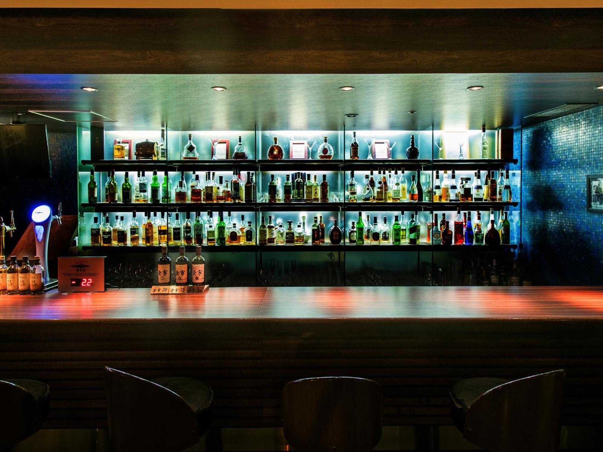 Premier Hotel -Tsubaki- Sapporo Eksteriør bilde A bar in a nightclub